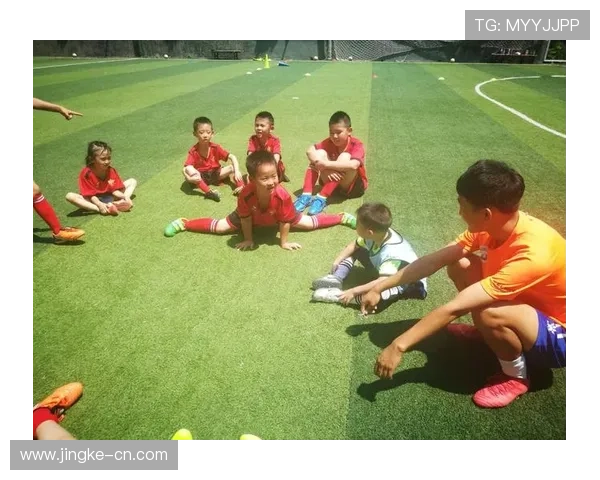 足球明星劈叉精彩瞬间集锦高清图片展示与分析 足球明星劈叉精彩瞬间集锦高清图片展示与分析