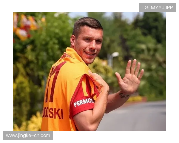 今年转会市场上最受瞩目的足球明星及其新球队动态分析